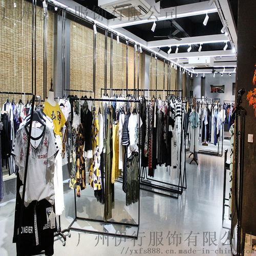 雪之雨蝶 母女夏日時尚折扣指南，揭秘優質女裝批發奧秘